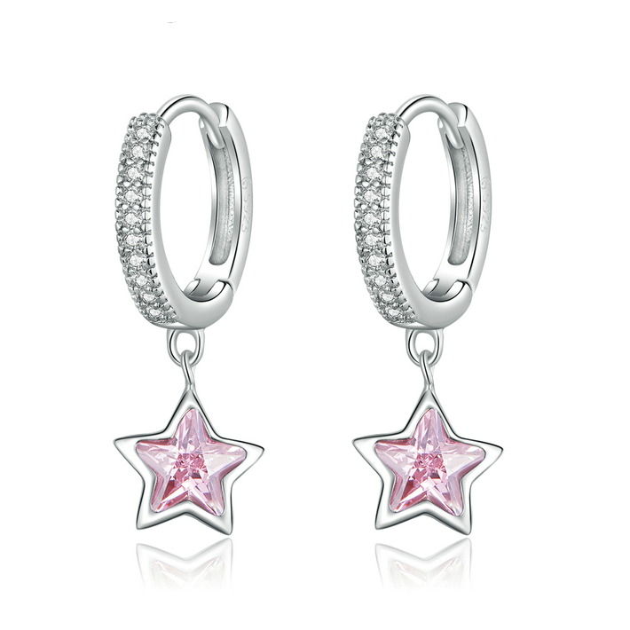 Boucles d’Oreilles Créoles Pendentif Étoiles <titolo_esteso><span>en argent 925 plaqué or blanc avec zircons blancs</span></titolo_esteso>