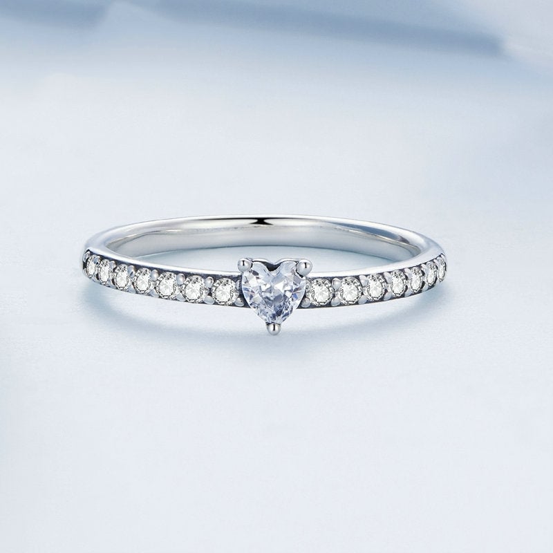 Bague Coeur Scintillant <titolo_esteso><span>en argent 925 plaqué or blanc avec zircons blancs</span></titolo_esteso> - Image 4