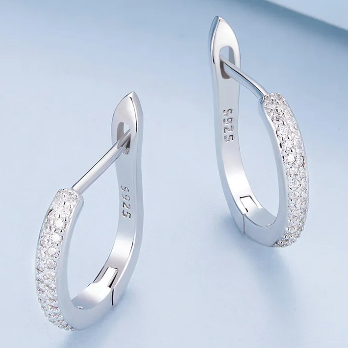 Boucles d’Oreilles Créoles Brillants <titolo_esteso><span>en argent 925 plaqué or blanc avec zircons blancs</span></titolo_esteso> - Image 4