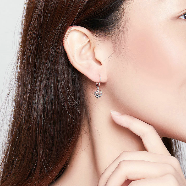 Boucles d’Oreilles Pendentif Coeurs <titolo_esteso><span>en argent 925 plaqué or blanc</span></titolo_esteso> - Image 2
