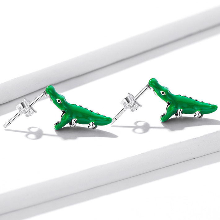Boucles d'Oreilles Crocodiles <titolo_esteso><span>en argent 925 plaqué or blanc émaillé à la main</span></titolo_esteso> - Image 3