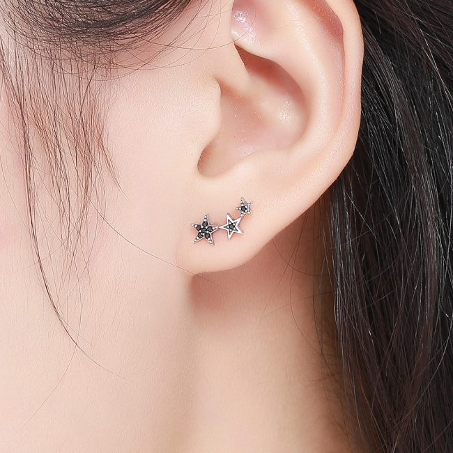 Boucles d’Oreilles Étoiles Noires <myopt><span>Puces en Argent Sterling 925 plaqué or blanc avec pavé de zircons noirs</span></myopt> - Image 2