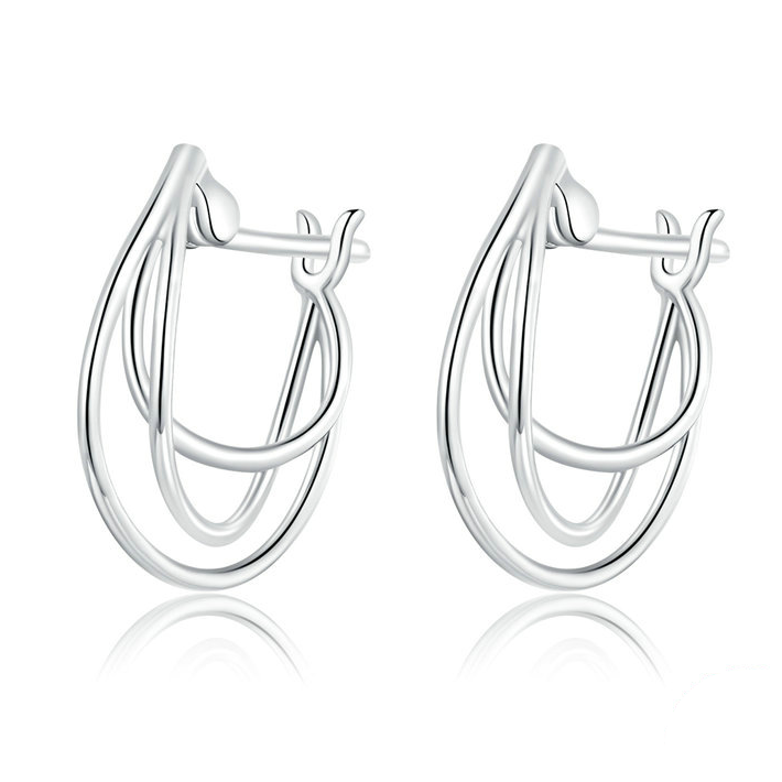 Boucles d’Oreilles Créoles Tressées <titolo_esteso><span>en argent 925 plaqué or blanc</span></titolo_esteso>