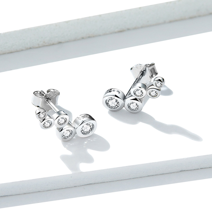 Boucles d'Oreilles Petites Bulles <titolo_esteso><span>en argent 925 plaqué or blanc avec zircons blancs</span></titolo_esteso> - Image 4