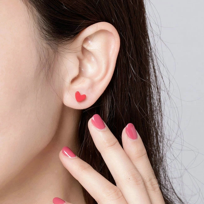 [OOS] Boucles d'Oreilles Coeurs Rouges - Image 2
