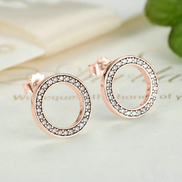 Boucles d’Oreilles Cercle Lumineux <titolo_esteso><span>en argent 925 plaqué or rose avec zircons blancs</span></titolo_esteso> - Image 3