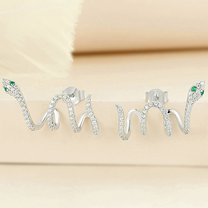 Boucles d'Oreilles Serpents Brillantes <titolo_esteso><span>en argent 925 plaqué or blanc avec zircons blancs et verts</span></titolo_esteso> - Image 4