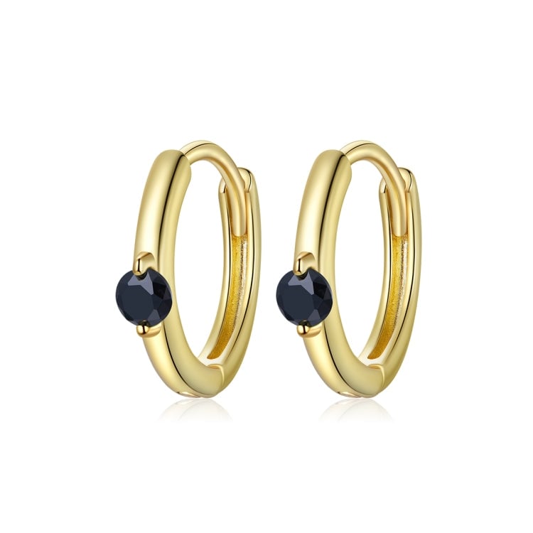 Boucles d'Oreilles Créoles Point Lumineux <titolo_esteso><span>en argent 925 plaqué or jaune avec zircons noirs</span></titolo_esteso>