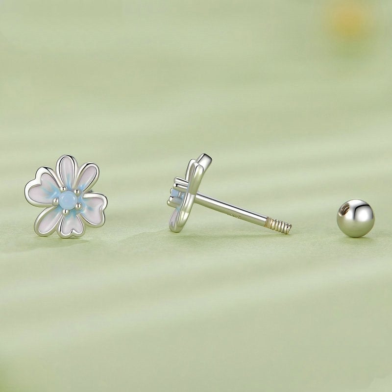 Boucles d'Oreilles Fleurs <titolo_esteso><span>en argent 925 plaqué or blanc émaillé à la main avec zircons bleus</span></titolo_esteso> - Image 3