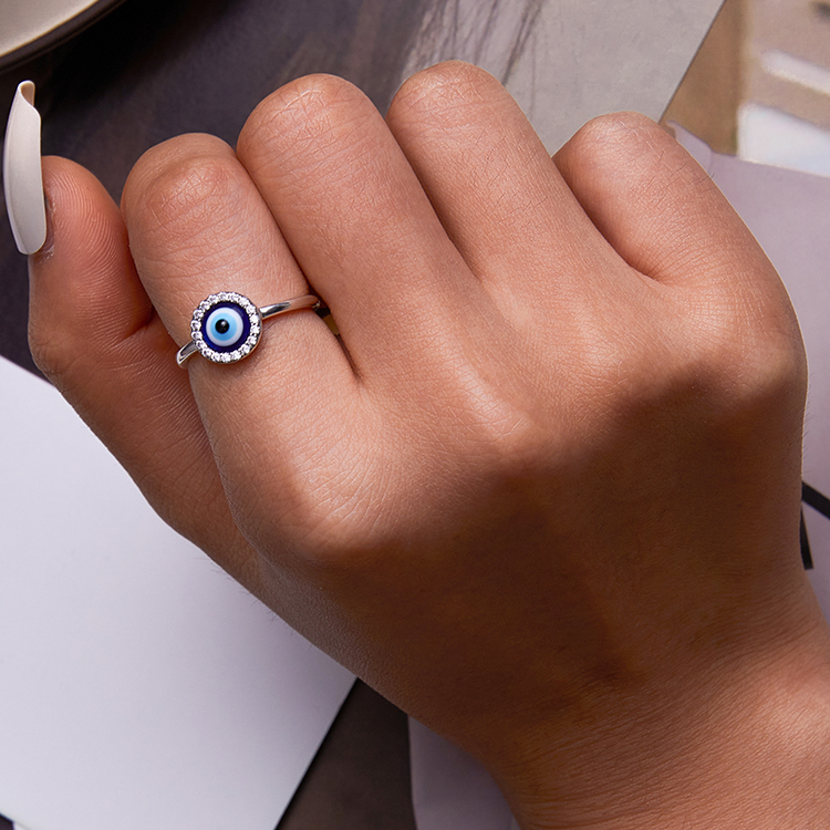 Bague Oeil d'Allah <titolo_esteso><span>en argent 925 plaqué or blanc ajustable avec nazar émaillé à la main et pavé de zircons blancs</span></titolo_esteso> - Image 2