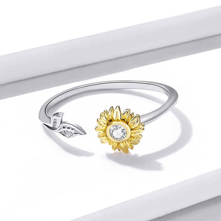 Bague Tournesol <titolo_esteso><span>en argent 925 plaqué or blanc ajustable avec pétales plaqués or jaune et zircon blanc</span></titolo_esteso> - Image 4
