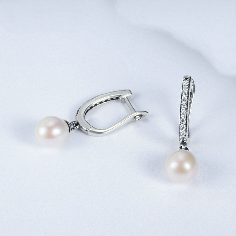 Boucles d’Oreilles Créoles Pendentif Perles <titolo_esteso><span>en argent 925 plaqué or blanc avec zircons blancs</span></titolo_esteso> - Image 4