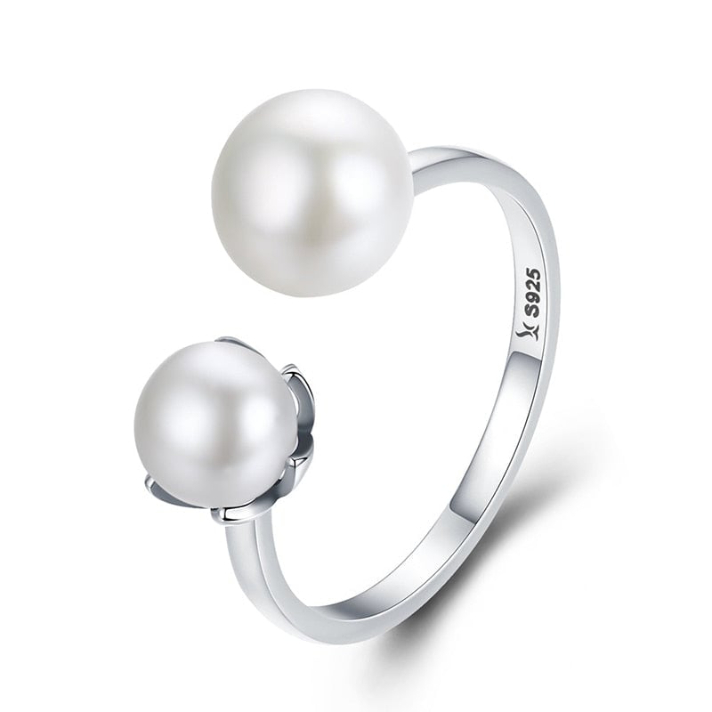 Bague avec Perles <titolo_esteso><span>en argent 925 plaqué or blanc ajustable</span></titolo_esteso>