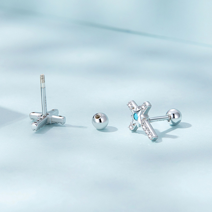 Boucles d’Oreilles Croix Brillantes <myopt><span>Puces en Argent Sterling 925 plaqué or blanc avec pavé de zircons</span></myopt> - Image 4