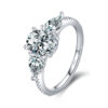 Bague Trilogie <titolo_esteso><span>en argent 925 plaqué or blanc avec zircons blancs</span></titolo_esteso>