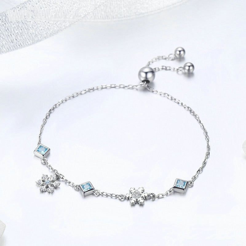 Bracelet Cristaux de Glace <titolo_esteso><span>en argent 925 plaqué or blanc ajustable avec zircons blancs et bleus</span></titolo_esteso> - Image 4