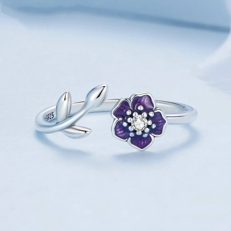 Bague Fleur Violette <titolo_esteso><span>en argent 925 plaqué or blanc ajustable émaillées violet avec zircon blanc</span></titolo_esteso> - Image 3