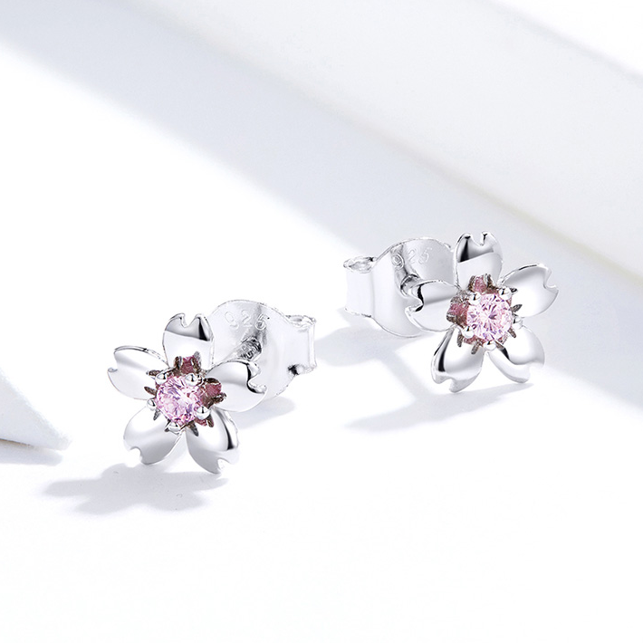 Boucles d'Oreilles Fleurs de Cerisier <titolo_esteso><span>en argent 925 plaqué or blanc avec zircons roses</span></titolo_esteso> - Image 3