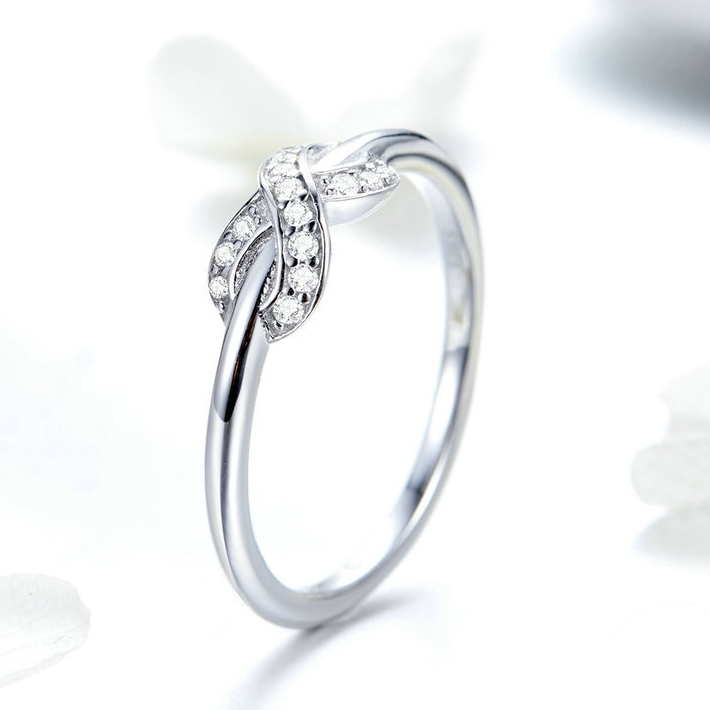 Bague Infini Brillant <titolo_esteso><span>en argent 925 plaqué or blanc avec pavé de zircons blancs</span></titolo_esteso> - Image 4