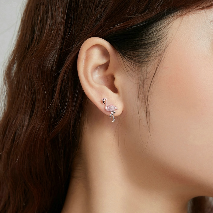 Boucles d'Oreilles Flamant Rose <titolo_esteso><span>en argent 925 plaqué or blanc émaillé à la main</span></titolo_esteso> - Image 3
