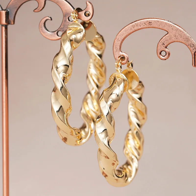 European and American Style Metal Spiral Texture Large Circle Earrings for Attending Banquets, Exaggerated Trendy Accessories - Image 49