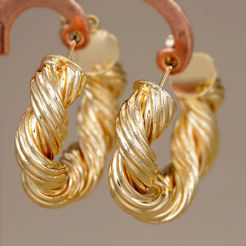European and American Style Metal Spiral Texture Large Circle Earrings for Attending Banquets, Exaggerated Trendy Accessories - Image 45