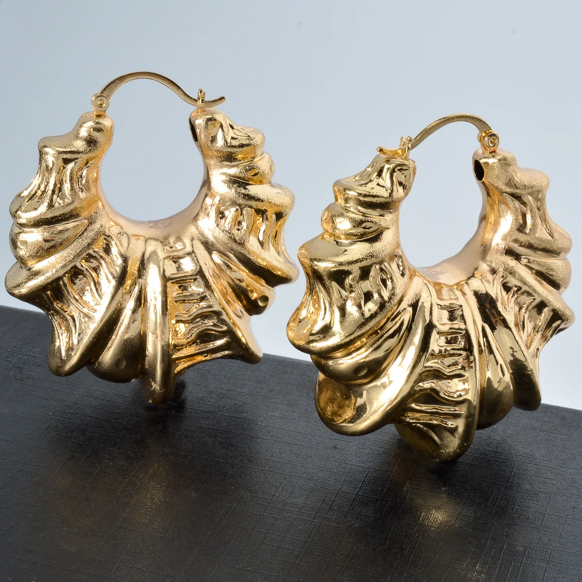 Sunny Jewelry Fashion Dubai Copper Geometry Large Earrings For Women Girl Vintage Hoop Earrings Wedding Party Jewellery Gift - Image 2