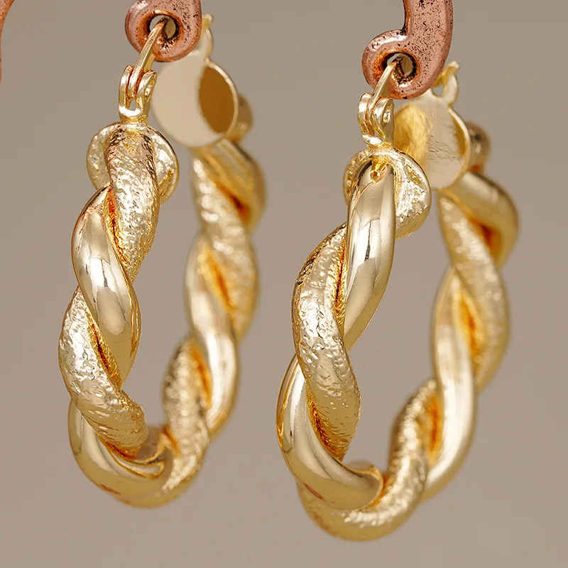 European and American Style Metal Spiral Texture Large Circle Earrings for Attending Banquets, Exaggerated Trendy Accessories - Image 29
