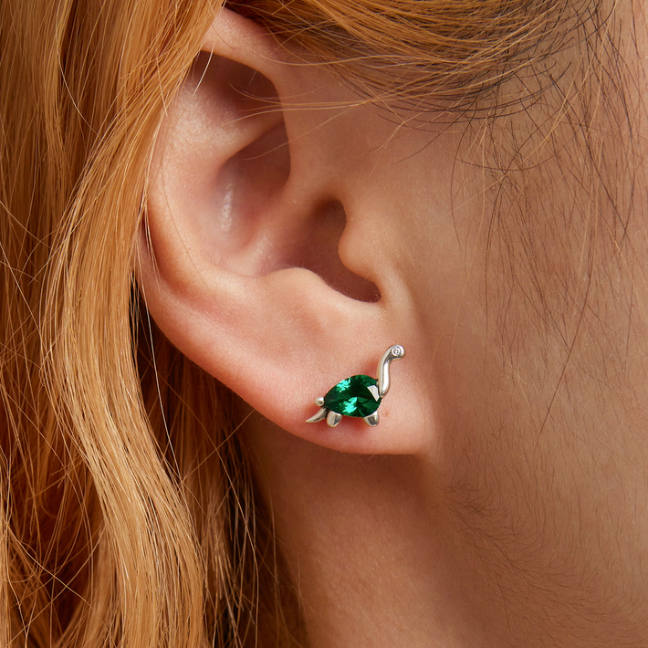Boucles d'Oreilles Tortues <titolo_esteso><span>en argent 925 plaqué or blanc avec zircons verts et blancs</span></titolo_esteso> - Image 2