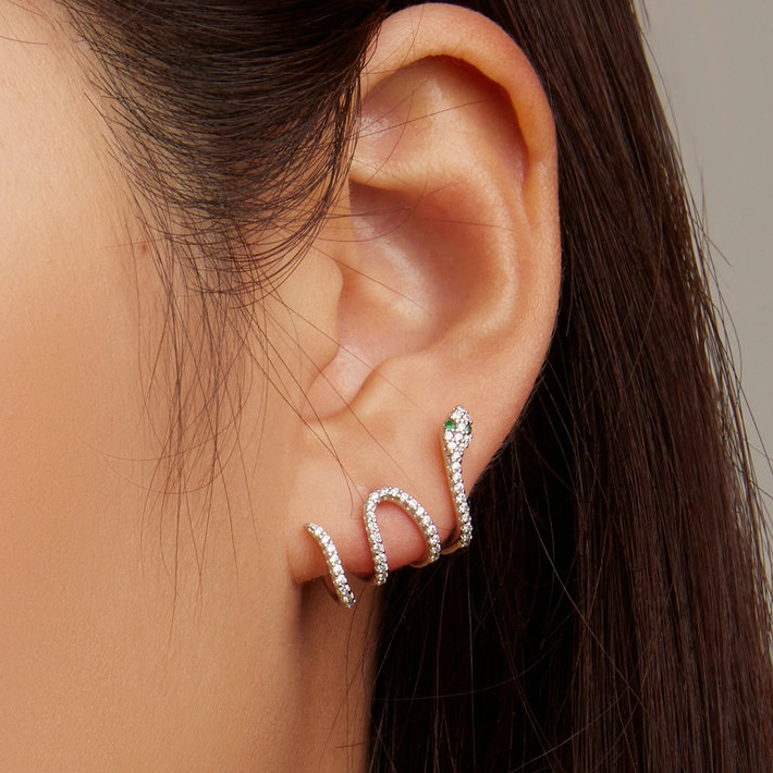 Boucles d'Oreilles Serpents Brillantes <titolo_esteso><span>en argent 925 plaqué or blanc avec zircons blancs et verts</span></titolo_esteso> - Image 2