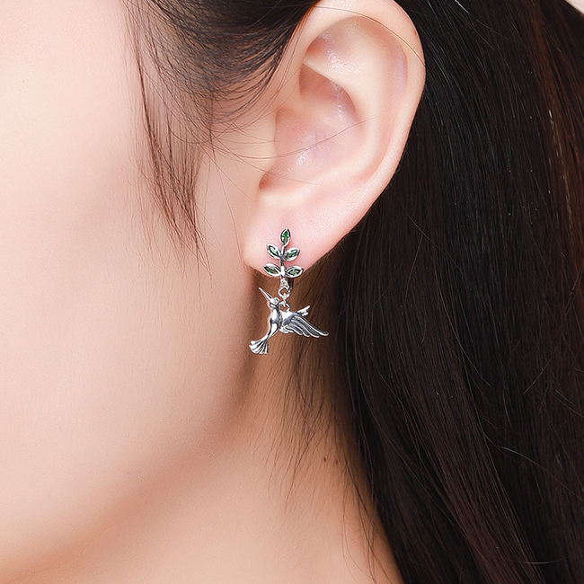 Boucles d’Oreilles Colibri avec Branche d’Olivier <myopt><span>Argent Sterling 925 plaqué or blanc avec zircons verts</span></myopt> - Image 2