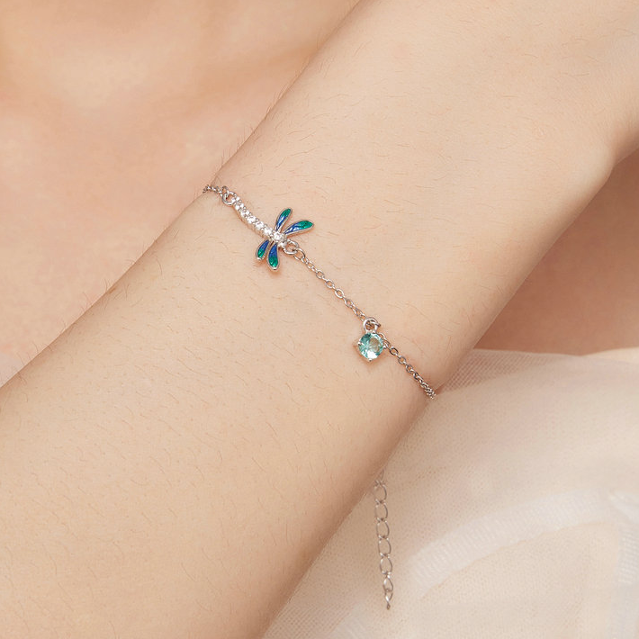 Bracelet Libellule <myopt><span>Argent Sterling 925 plaqué or blanc avec zircons blancs et bleus et fermoir ajustable</span></myopt> - Image 2