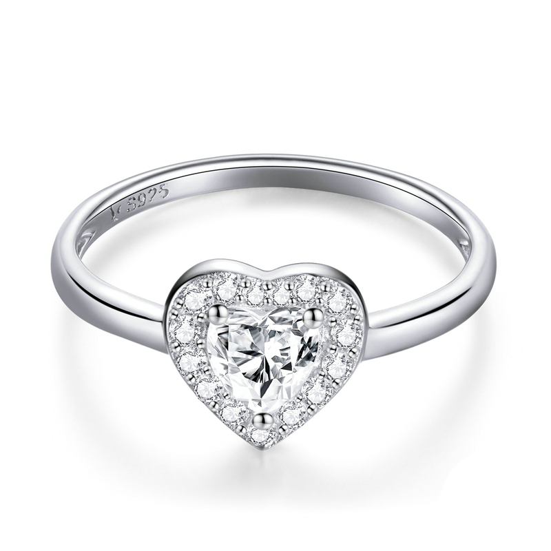 Bague Coeur <titolo_esteso><span>en argent 925 plaqué or blanc avec zircons blancs</span></titolo_esteso>