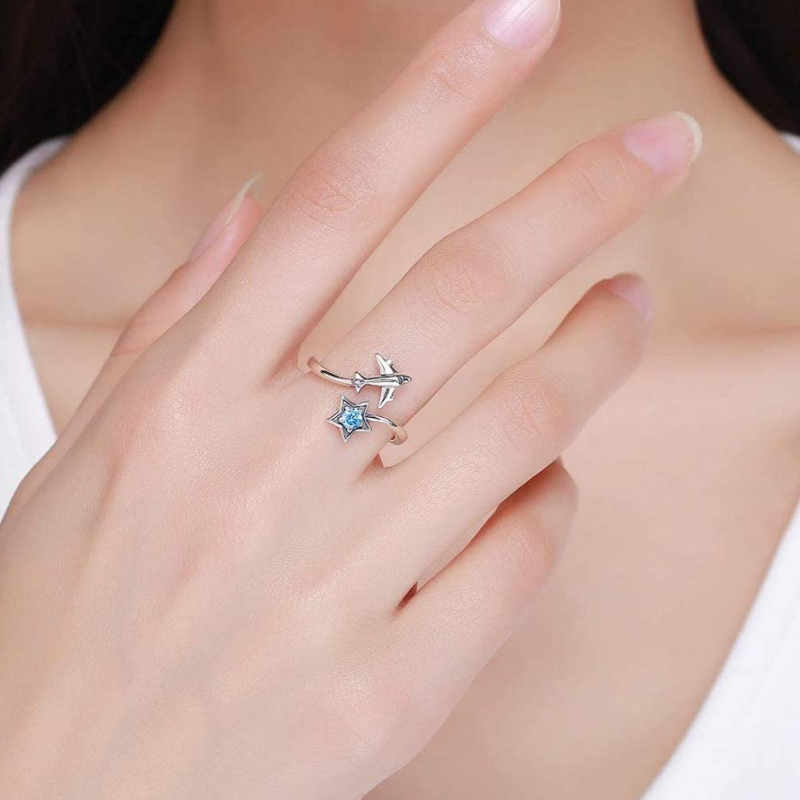 Bague Avion et Étoile <titolo_esteso><span>en argent 925 plaqué or blanc ajustable avec zircon bleu</span></titolo_esteso> - Image 2