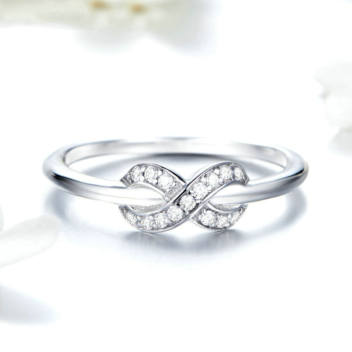 Bague Infini Brillant <titolo_esteso><span>en argent 925 plaqué or blanc avec pavé de zircons blancs</span></titolo_esteso> - Image 3