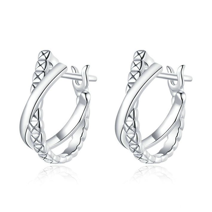 Boucles d’Oreilles Créoles Tressées <titolo_esteso><span>en argent 925 plaqué or blanc</span></titolo_esteso>