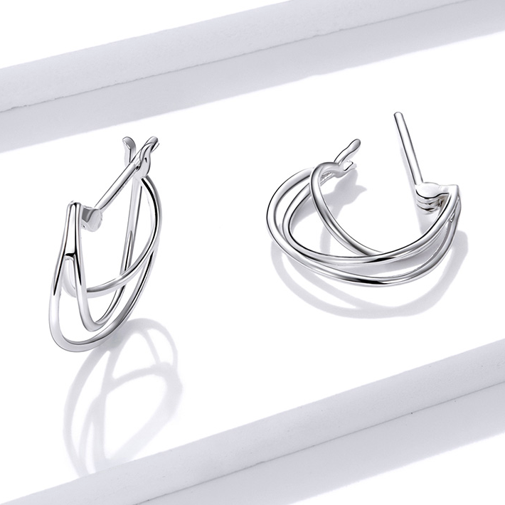 Boucles d’Oreilles Créoles Tressées <titolo_esteso><span>en argent 925 plaqué or blanc</span></titolo_esteso> - Image 4