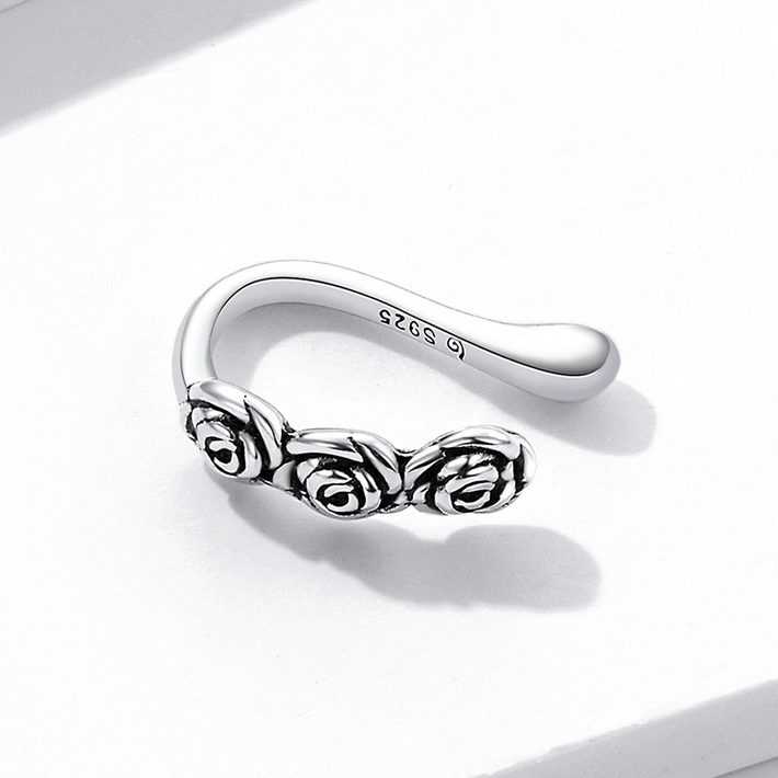 Bague d'Oreilles Roses <titolo_esteso><span>en argent 925 plaqué or blanc</span></titolo_esteso> - Image 3