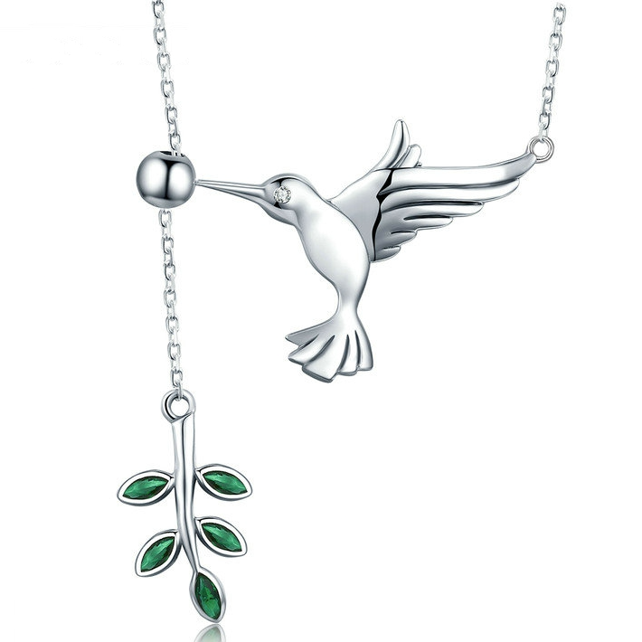 Collier Colibri avec Brindille d’Olivier <myopt><span>Argent Sterling 925 plaqué or blanc avec zircons verts et fermoir ajustable</span></myopt>