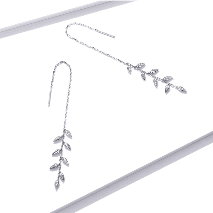 Chaînes d'Oreilles Feuilles Brillantes <titolo_esteso><span>en argent 925 plaqué or blanc avec zircon blancs</span></titolo_esteso> - Image 4