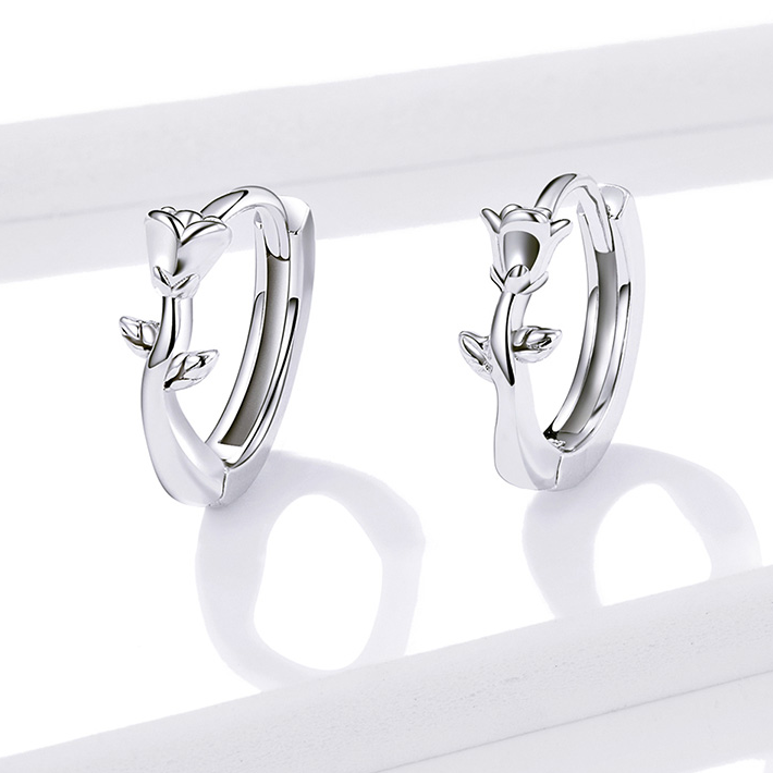 Boucles d’Oreilles Créoles Roses <titolo_esteso><span>en argent 925 plaqué or blanc</span></titolo_esteso> - Image 3