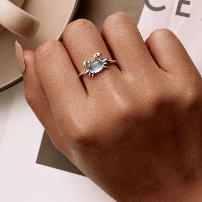 Bague Crabe <titolo_esteso><span>en argent 925 plaqué or blanc ajustable avec pierre de lune</span></titolo_esteso> - Image 2