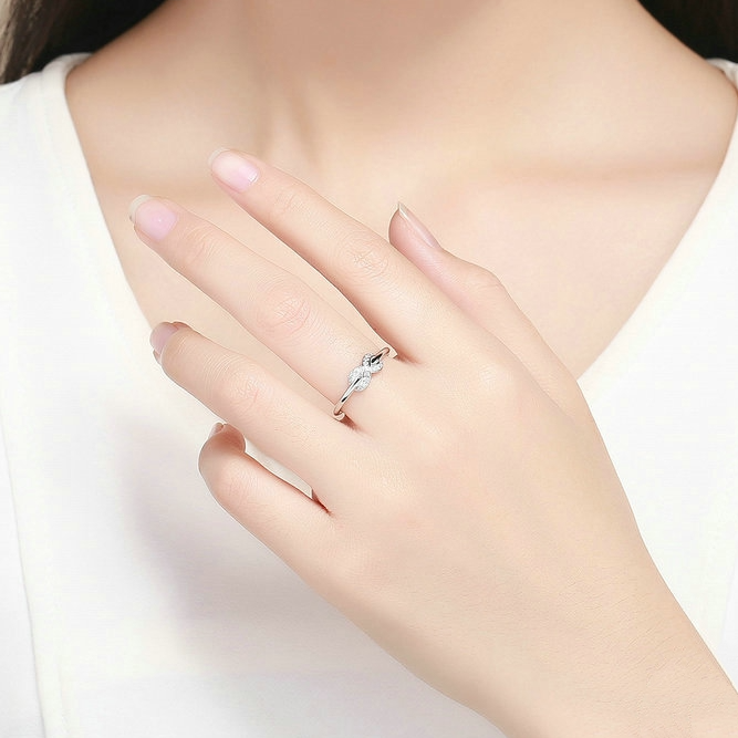 Bague Infini Brillant <titolo_esteso><span>en argent 925 plaqué or blanc avec pavé de zircons blancs</span></titolo_esteso> - Image 2