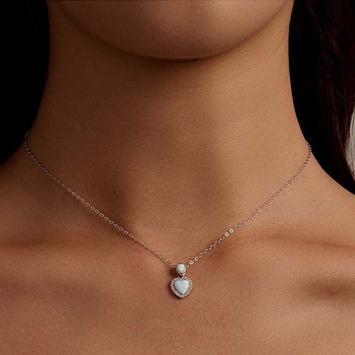 Collier Coeur d'Opale <titolo_esteso><span>en argent 925 plaqué or blanc ajustable avec pierre d'opale et zircons blancs</span></titolo_esteso> - Image 2