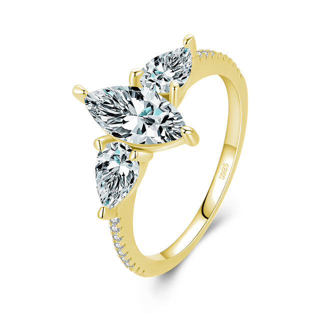 Bague Trilogie <titolo_esteso><span>en argent 925 plaqué or jaune avec zircons blancs</span></titolo_esteso>