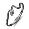 Bracelet Serpent <myopt><span>Jonc en acier inoxydable plaqué noir avec pavé de zircons blancs et verts</span></myopt>